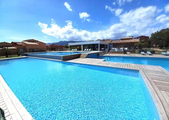 Dans Résidence 3 étoiles *